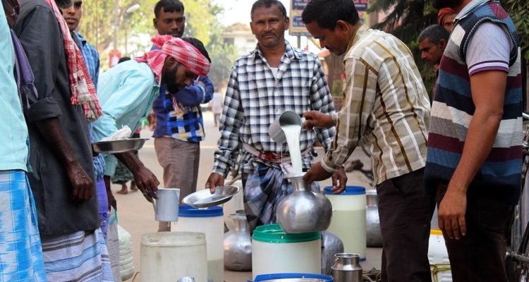 Selling Digital Health Services Alongside Products