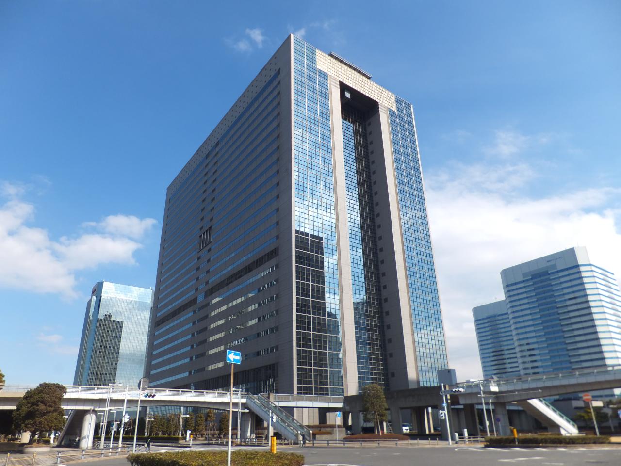 ファイル:NTT Makuhari Building 1.jpg - Wikipedia Building Loyalty Programs for Android Buyers