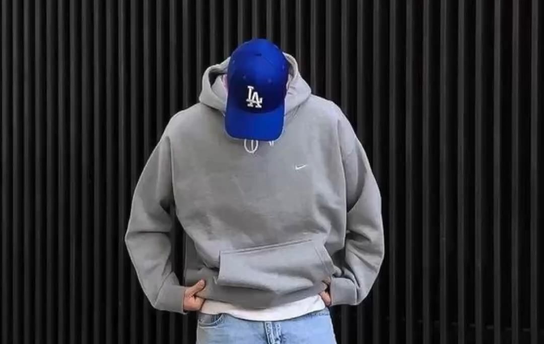 Styling Oversized Clothing Without Looking Frumpy