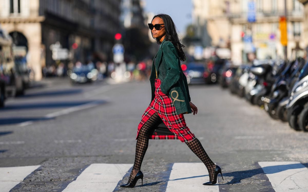 Must Have Holiday Party Accessories - Seasons Embraced