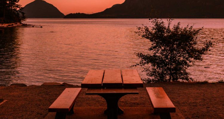 Create A Minimalist Lifestyle Today and Simplify Your Life